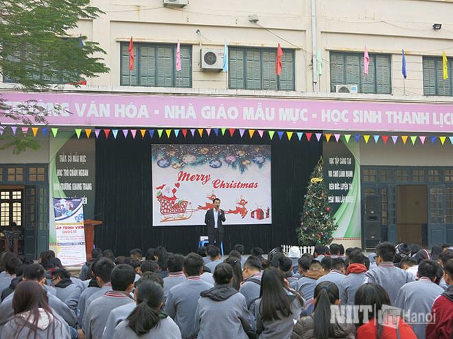 Chương trình Giao lưu giữa Học viện Quốc tế Đào tạo CNTT NIIT-ICT Hà Nội và Trường THPT Phương Nam