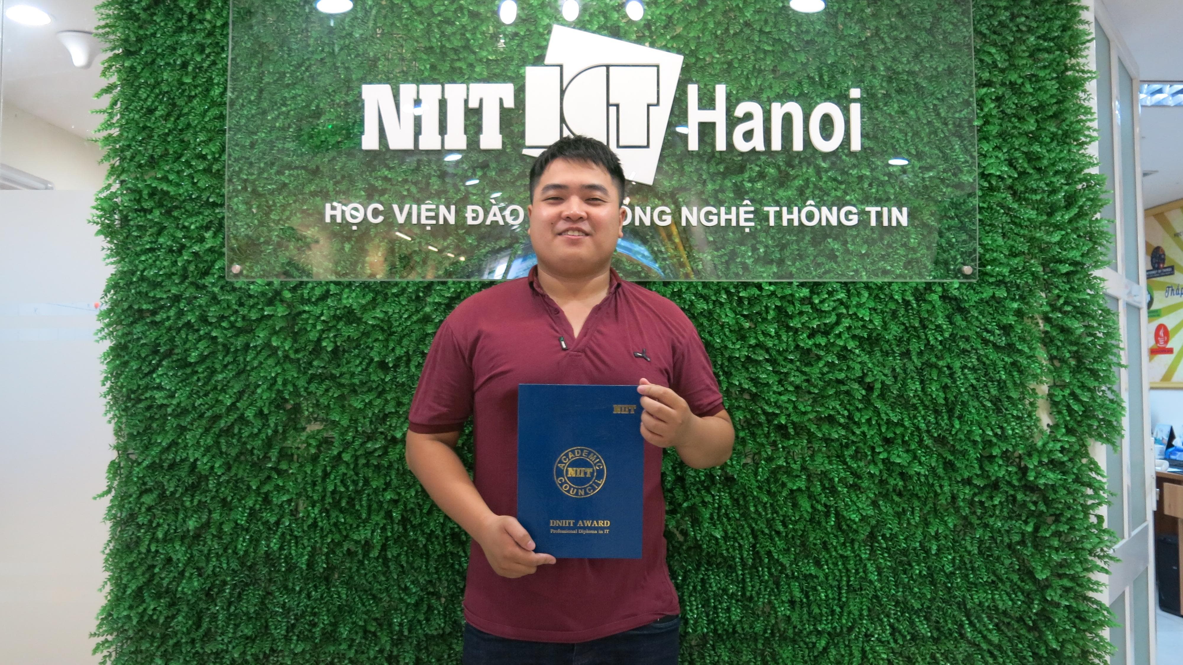 Phan Ngọc Long - chàng trai ứng dụng lập trình vào thương mại điện tử