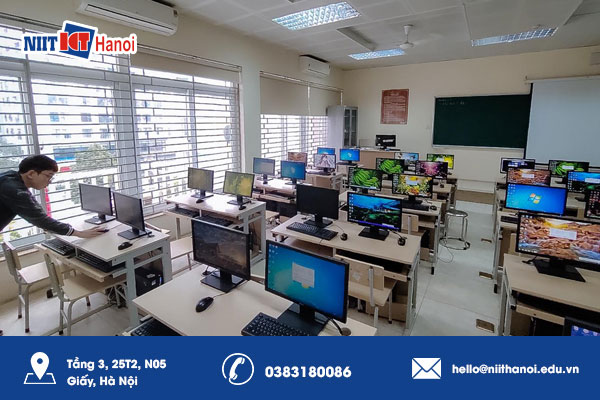 Tuổi trẻ ước mơ chạm tay đến giấc mơ lập trình viên trong tương lai