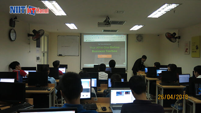 Kết thúc khoá học thiết kế website chuyên nghiệp miễn phí-4