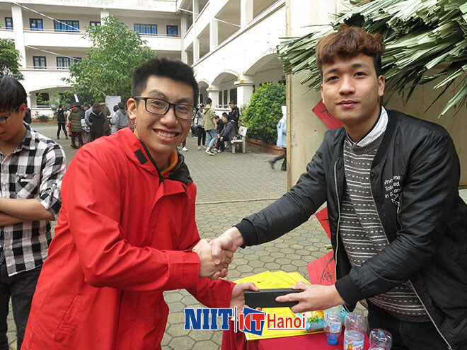 NIIT-ICT Hà Nội tham gia chương trình Kỷ niệm 20 năm ngày thành lập trường THPT Phương Nam-13