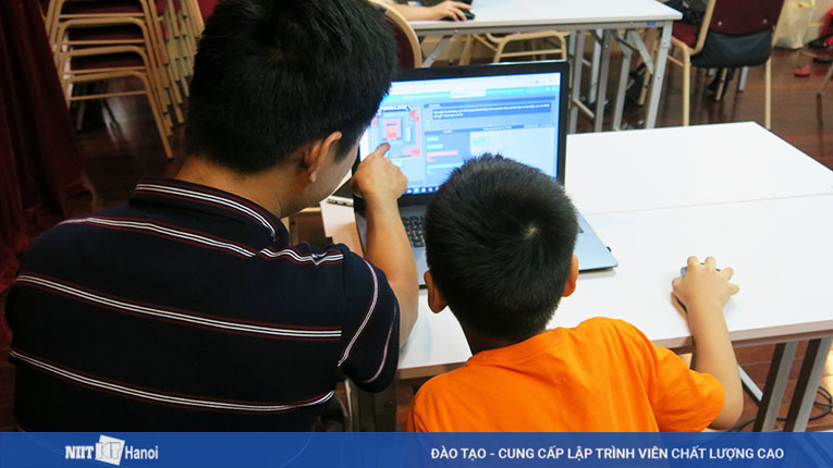  Phụ huynh cũng có thể tham gia cùng và trải nghiệm cùng con