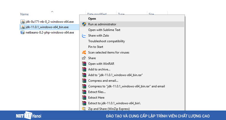 Chuột phải chọn Run as Administrator