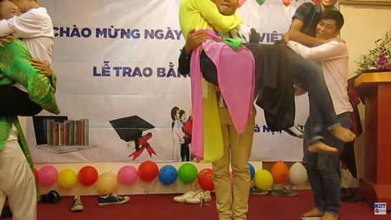 Trò chơi số 3 - chương trình văn nghệ chào mừng 20/11